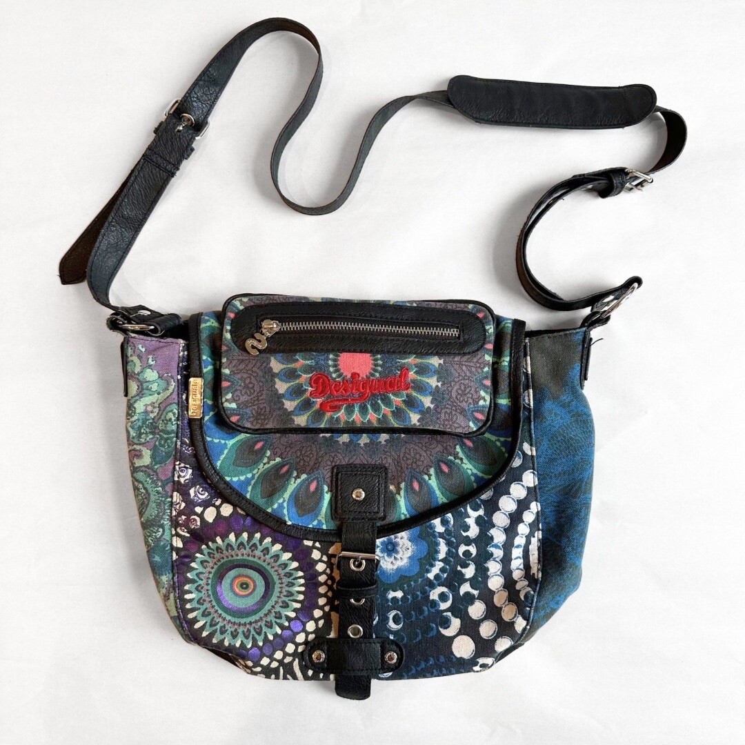Desigual Outlet Sac Desigual Nouvelle Collection 2019 Sac Desigual