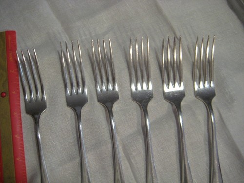 6 Vintage Baguette or Royal Baguette Style Dinner Forks Nederland Silverplate - Picture 3 of 7