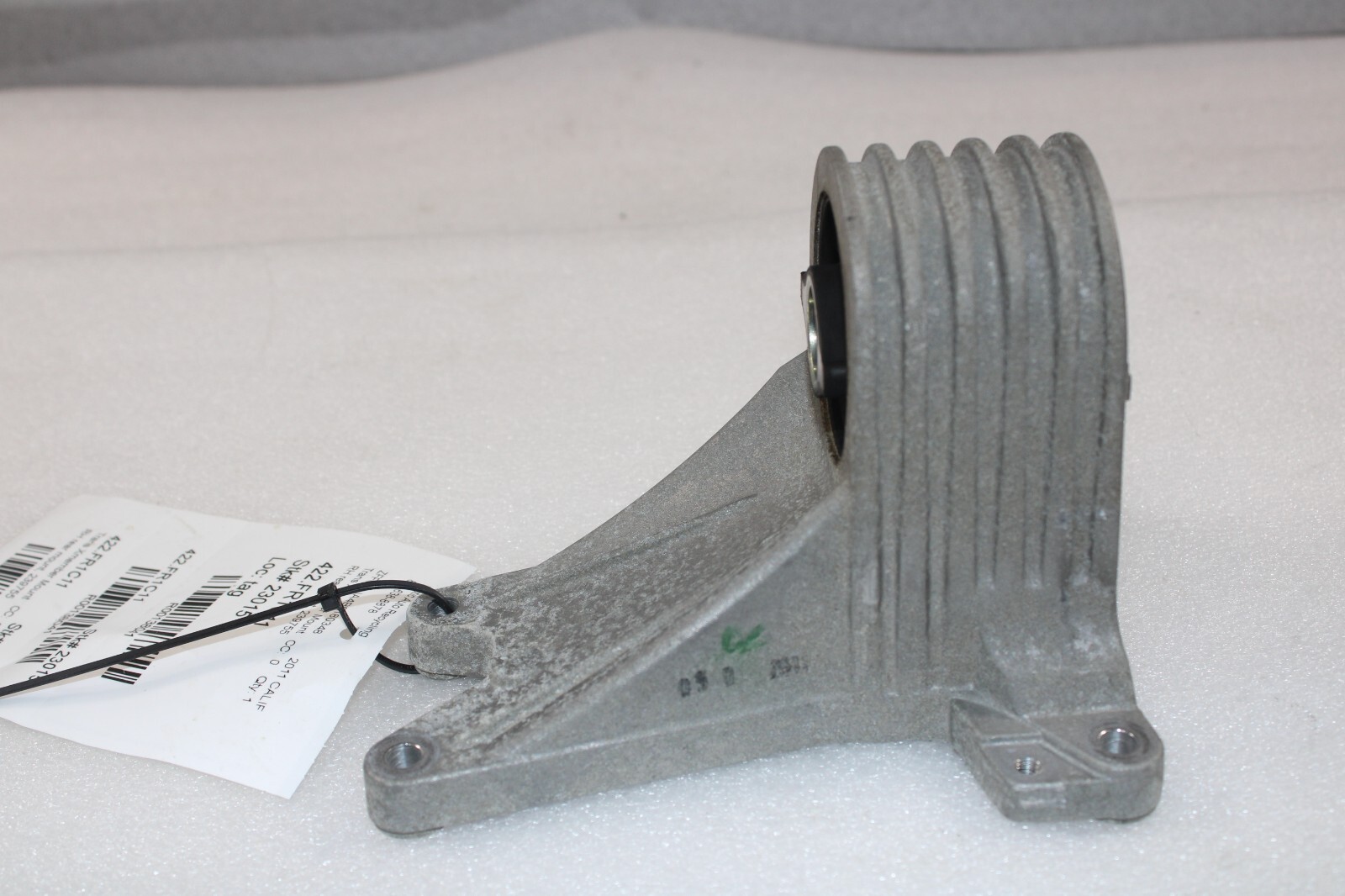Ferrari California, RH, Right, Rear Transmission Xmember Mount, Used, 239755