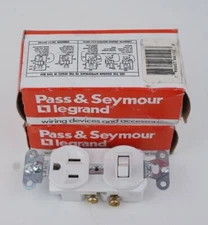 2PCS Pass & Seymour 691-W Combination Switch 1P 15A 120V, Receptacle 15A 125V