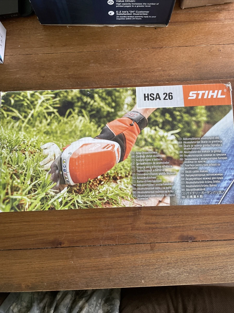 NIB STIHL HSA 26 Cordless Garden Shears Hedge Trimmer CarryCase
