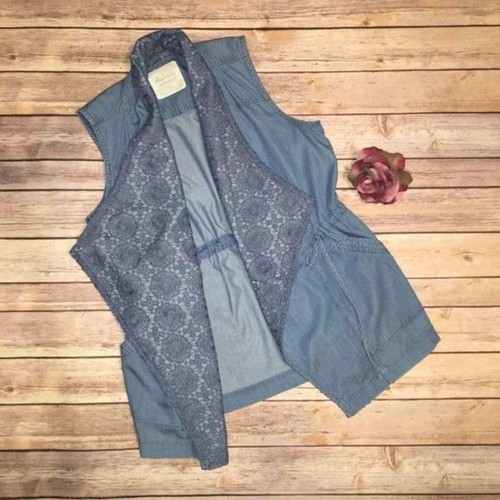 Altar’d State Vest - Picture 3 of 5