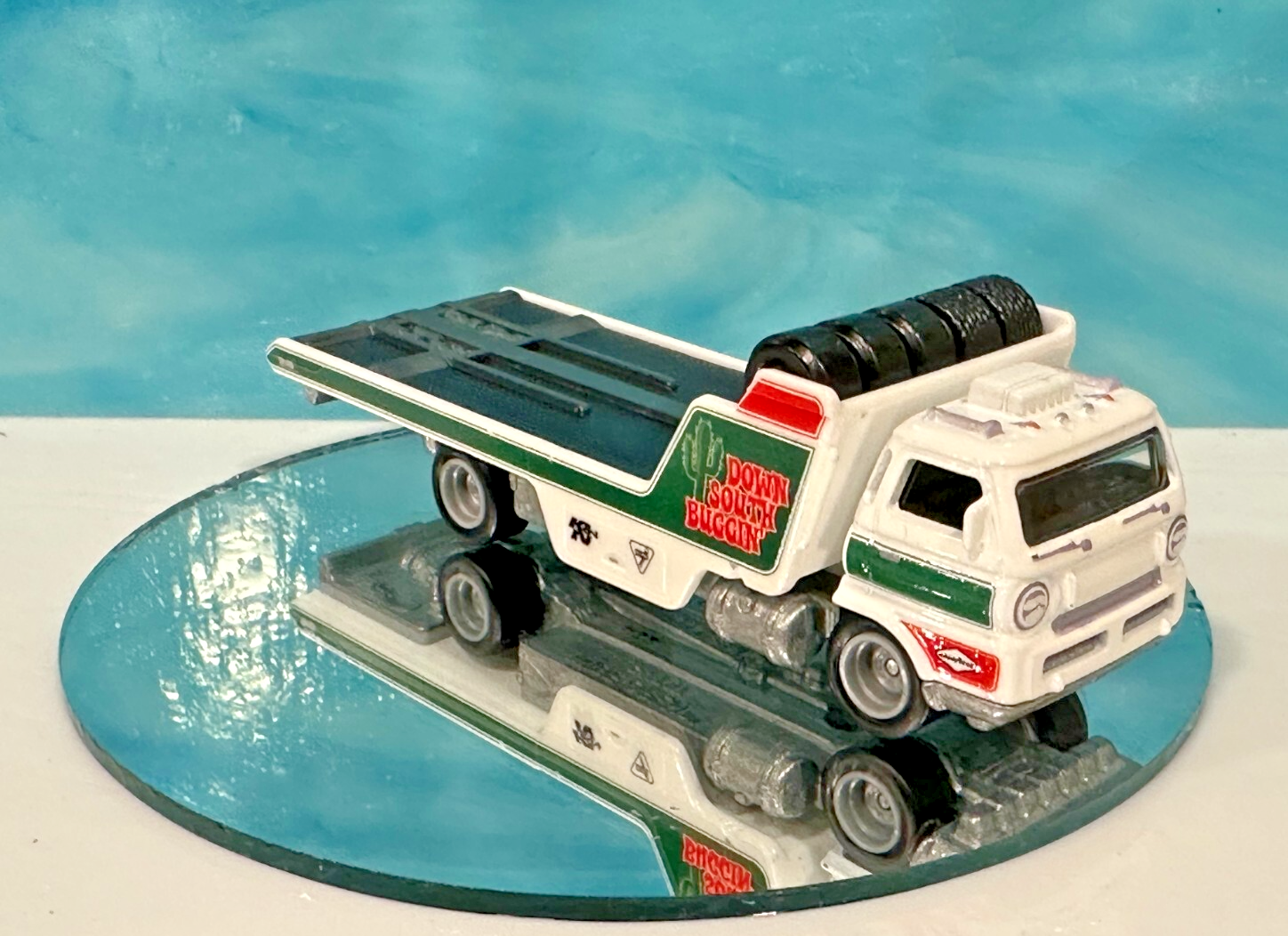 Hot Wheels Premium Down South Buggin Goodyear Real Riders Team Transport Loose