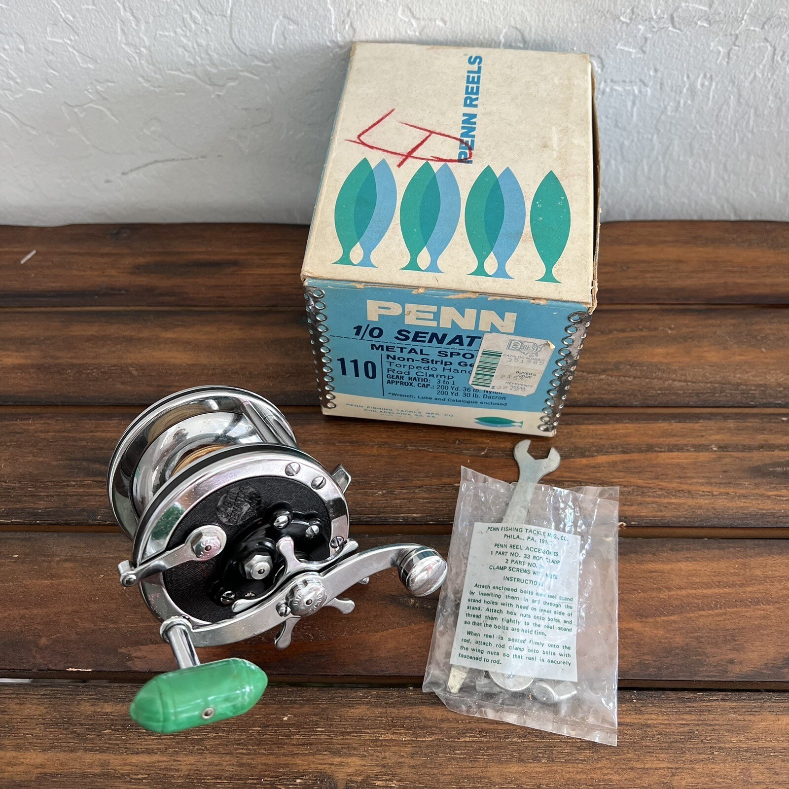 Rare Vintage Penn 1/0 Senator 110 Fishing Reel Green Torpedo Handle w