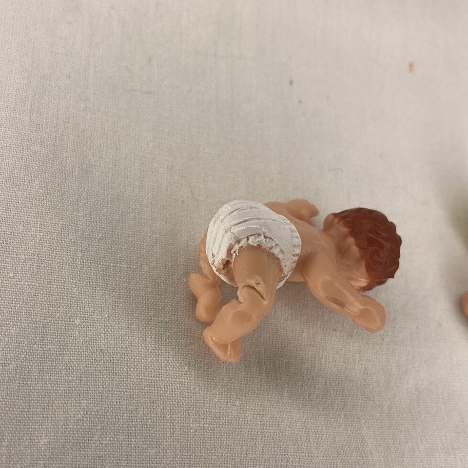 Vintage Seven Towns 7T Doll House Toy Figure Baby Lot Set Infant