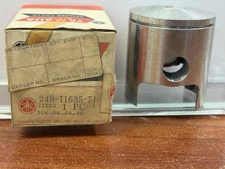 NEW NOS YAMAHA AT1 CT1 1ST O/S 0.25 PISTON PART# 248-11635-71-00