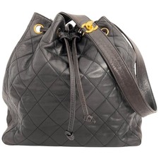 Authentic CHANEL bucket lambskin leather CC s...