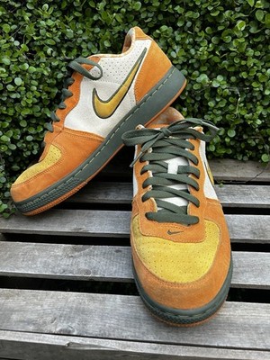 VTG Nike Zoom Infiltrator 2006 Orange Green Suede Low Sz 8.5 311191-132 Y2K