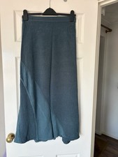 Women’s Desert Design Long Skirt Size Medium