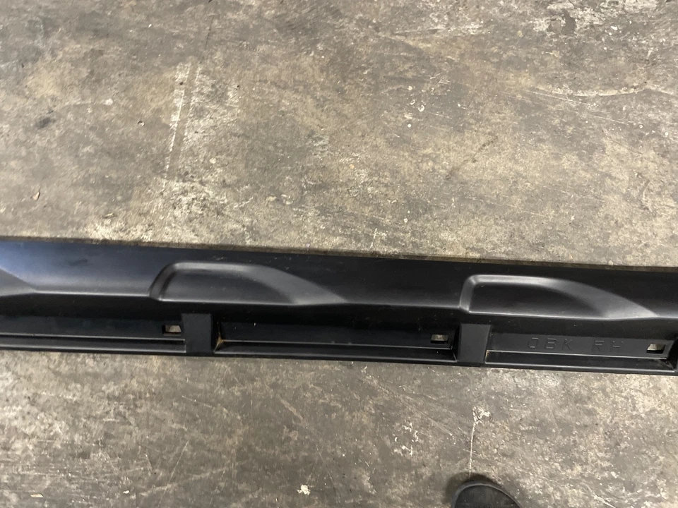 OEM 15-2019 SUBARU OUTBACK RIGHT PASSENGER SKIRT ROCKER PANEL MOLDING 91112AL56A - Image 3 of 4