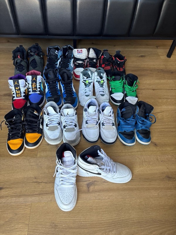 13 Pair Air Jordan Sneaker Lot Sizes 3Y-5.5Y W7
