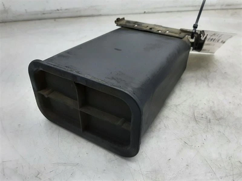 99 00 01 02 03 04 Chevrolet Silverado 1500 bote de vapor de combustible 15759044 Foto 2 de 4