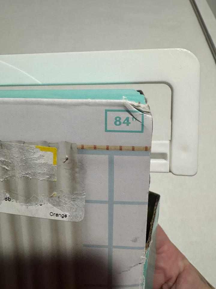 Cortina opaca Pillowfort 99,9 % - color tostado/gris, 1 panel, 84 pulgadas #A106 Foto 2 de 4