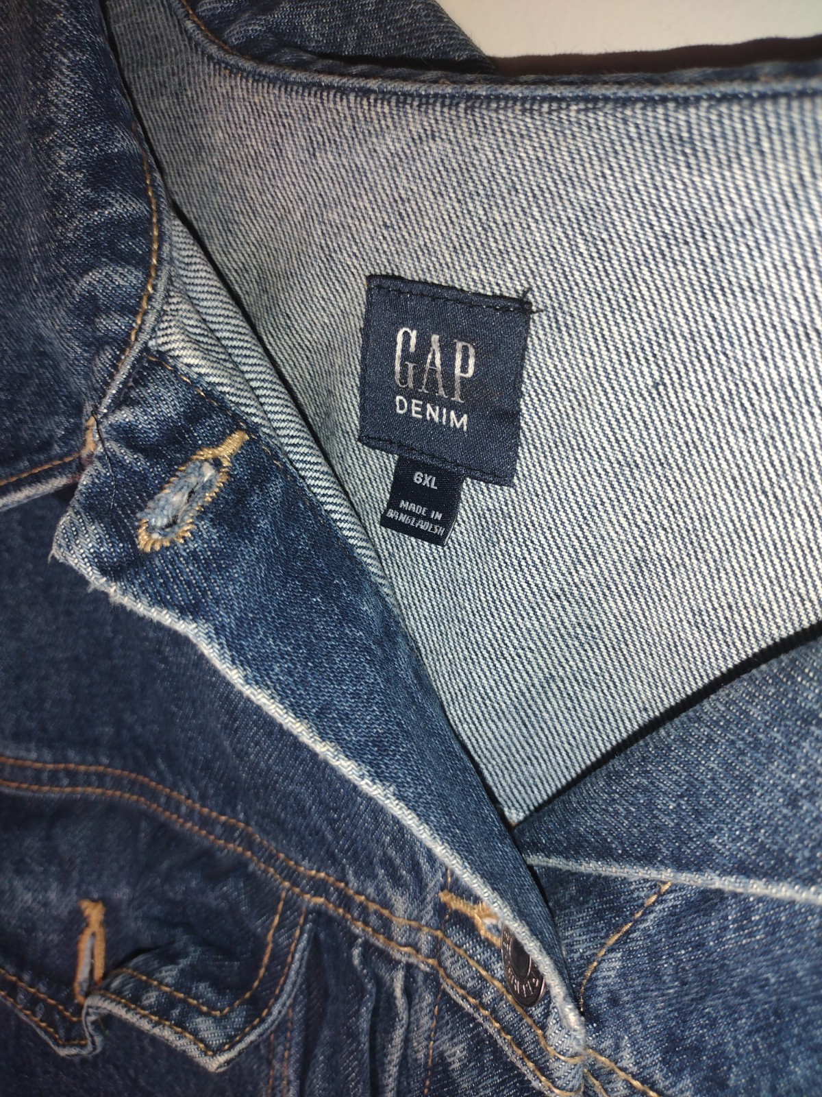 Gap 6xl Button Down Denim Jacket - image 1