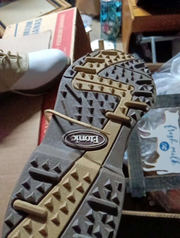 Zapatos de golf para mujer Etonic Lites talla 6,5 blanco tostado silla de montar Foto 4 de 4