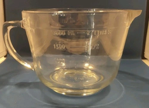 Vintage Fire King Anchor Hocking 8-cup 2qt 2L Batter Bowl Measuring Cup Large
