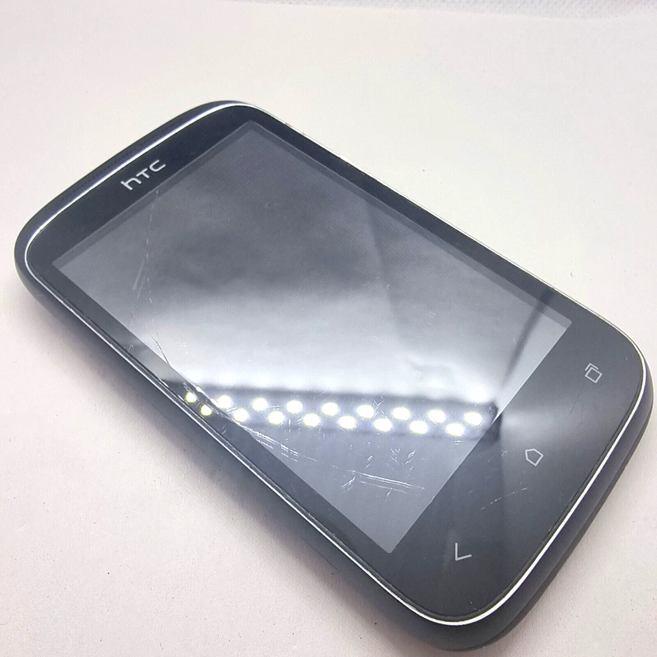 HTC Desire C 4GB Black • Unlocked ✔ Retro Smartphone Android 4.0.3 - Image 2 of 4