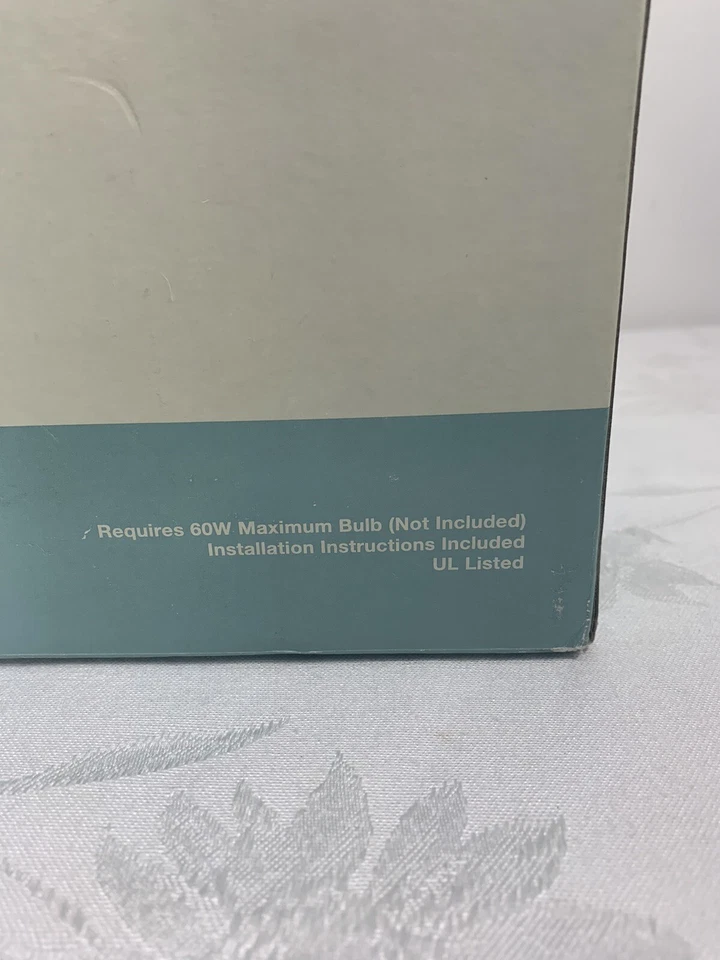 Aplique de pared eléctrico Restore & Restyle pantalla de vidrio de hierro forjado nuevo Foto 2 de 4