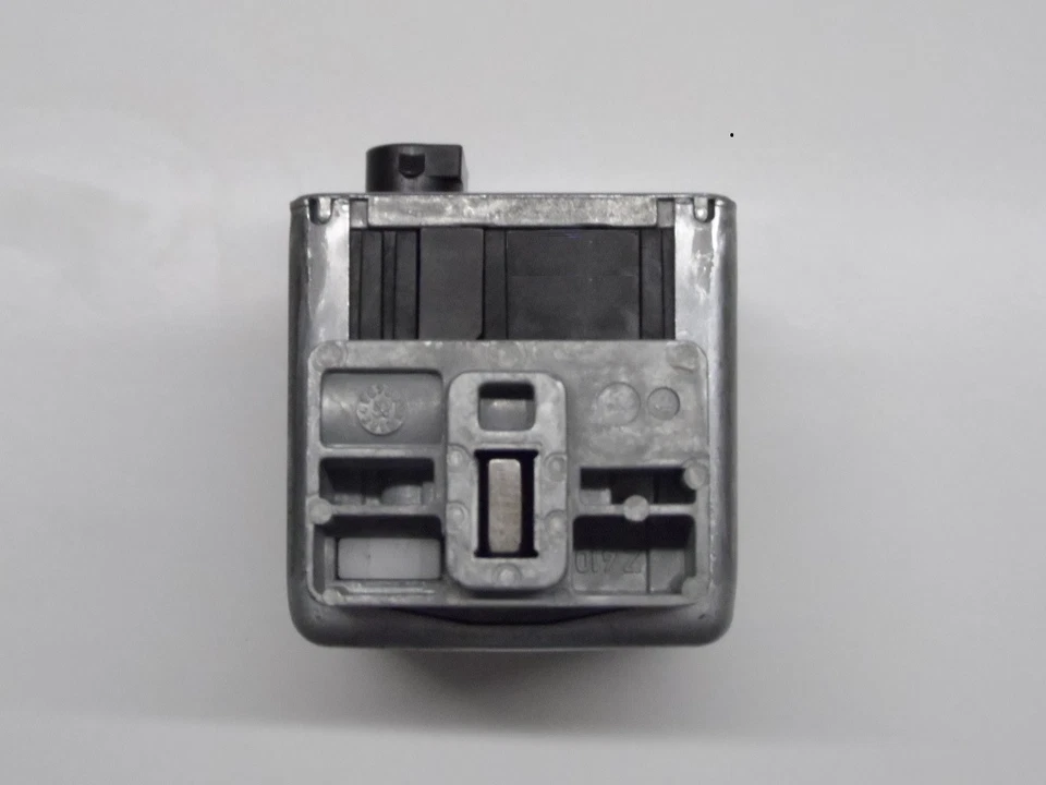 Bloqueo de dirección escénico RENAULT MEGANE RECODIFICADO restablecimiento virginizado Foto 2 de 2