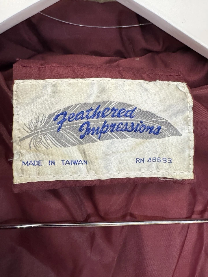 Пернатые впечатления женский размер 12 коричневый/бордовый пальто б/у в отличном состоянии - Изображение 2 из 4