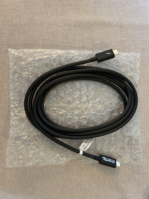 Plugable Thunderbolt 3 Cable 2.6ft 40Gbps Supports 100W (20V, 5A) Charging