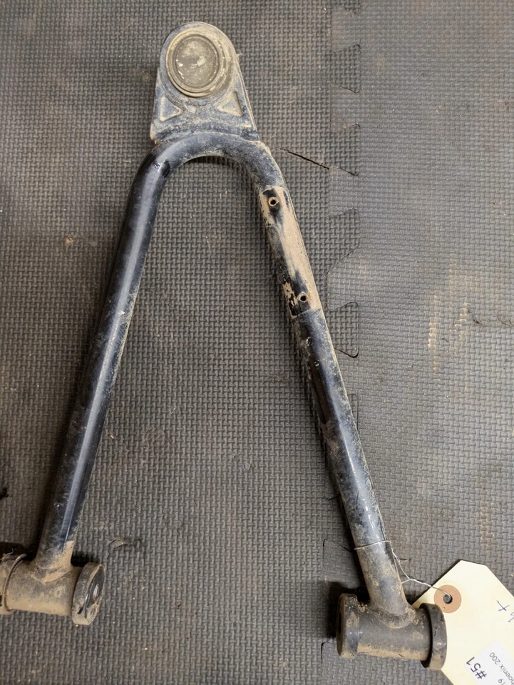 2017 2018 2019 2020 2021 2022 2023 Polaris Phoenix 200 Upper A brazos izquierdo y derecho Foto 3 de 4