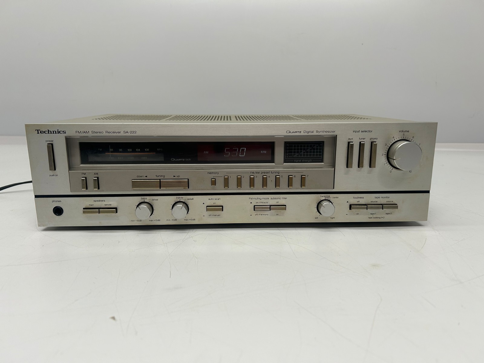 Vtg Technics Model SA-222 FM/AM Stereo Receiver Quartz Digit