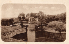 WARWICKSHIRE - CHADBURY MILL & LOCKS ON RIVER AVON.