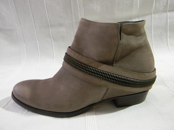 Women Paul Green Boots Beige Leather 39