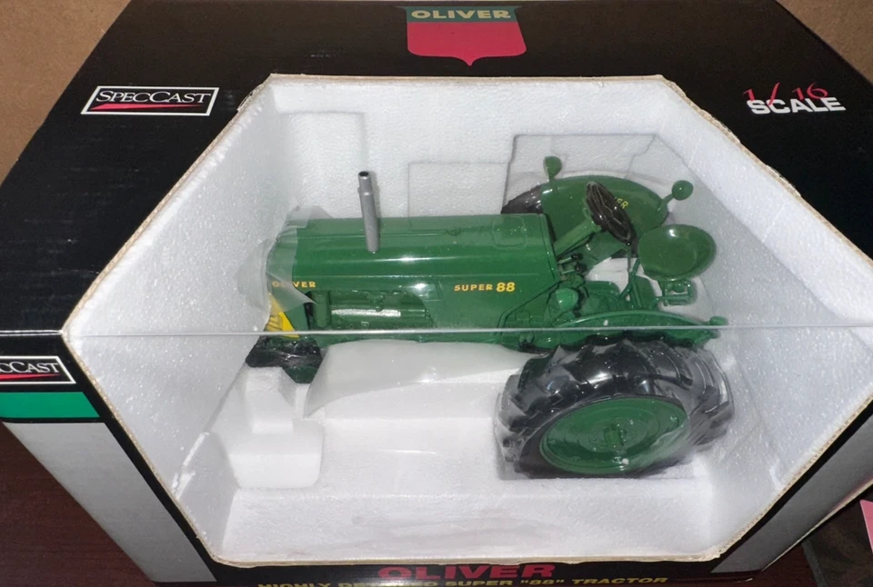 Spec cast 1/16 Highly Detailed Oliver Super 88 Tractor #SCT 251 - Image 2 of 2