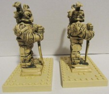 Guardian Statue Figure Dragons Fire and Ice Mega Bloks Tan Baseplate Lot