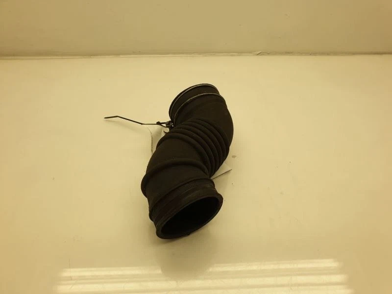 Toyota Tacoma 2008 2,7 L 4 cilindros filtro de aire montaje de tubo resonador  Foto 4 de 4