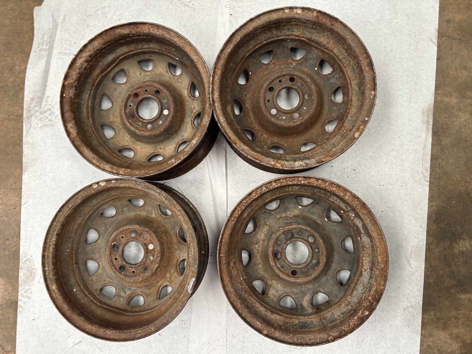 Mopar Small Bolt Pattern Rally Wheels 14” Dart Barracuda Duster ABody