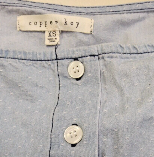 COPPER KEY GIRLS SLEVELESS BLUE BUTTON DOWN SHIRT SIZE XS - Picture 2 of 4