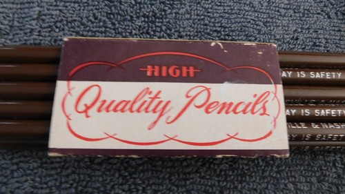 25-396 11 New NOS High Quality Louisville & Nashville Railroad Pencils Safety Da - Bild 3 von 6