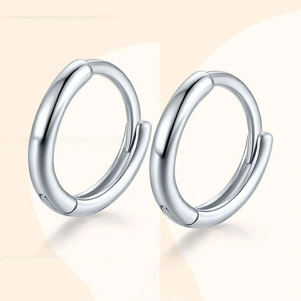 Pure Solid Platinum 950 Hoop Women Lucky Smooth Small Circle Hoop Earrings 0.95g - Image 3 of 4