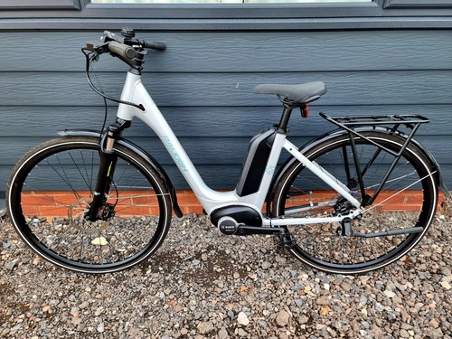 2020 Raleigh Motus Lowstep Electric Hybrid E Bike ONLY 45 MILES | eBay