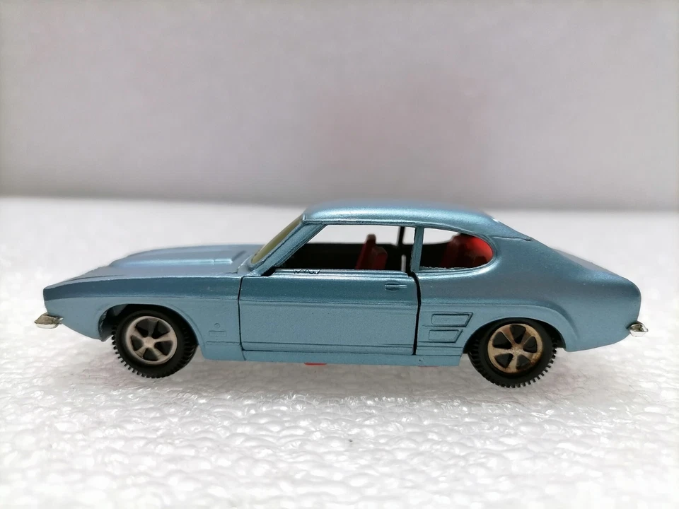 FORD CAPRI 2300 - Vintage Marklin 1822 , Made in Germany 1970 - Image 4 of 4