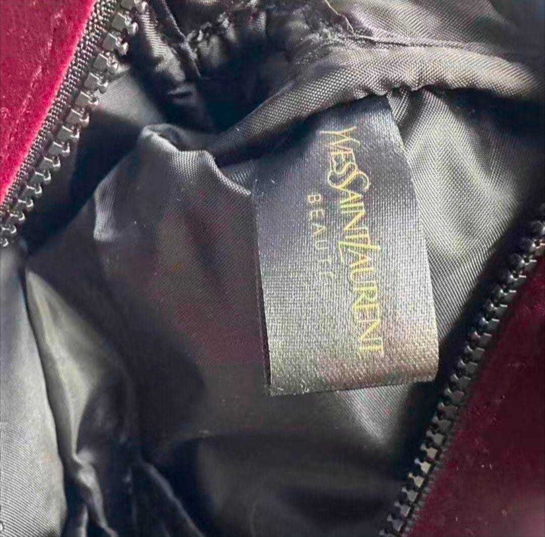 Borsa cosmetica Yves Saint Laurent velluto rosso borsa trucco novità limitata