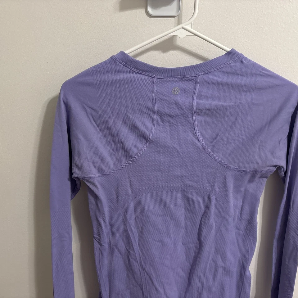 Top manga larga cuello redondo sin costuras Athleta Momentum Foto 3 de 3