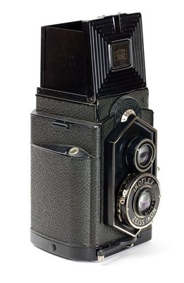 Zeiss Ikon Ikoflex 850/16 ''Coffee Can'' TLR with Lens Novar 4.5