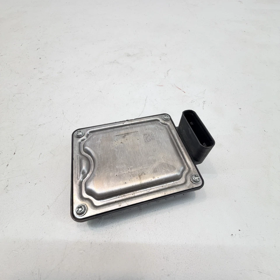 OEM  2019-2020 Volkswagen TIGUAN Cruise ACC Radar Distance Sensor 2Q0907561C - Image 4 of 4