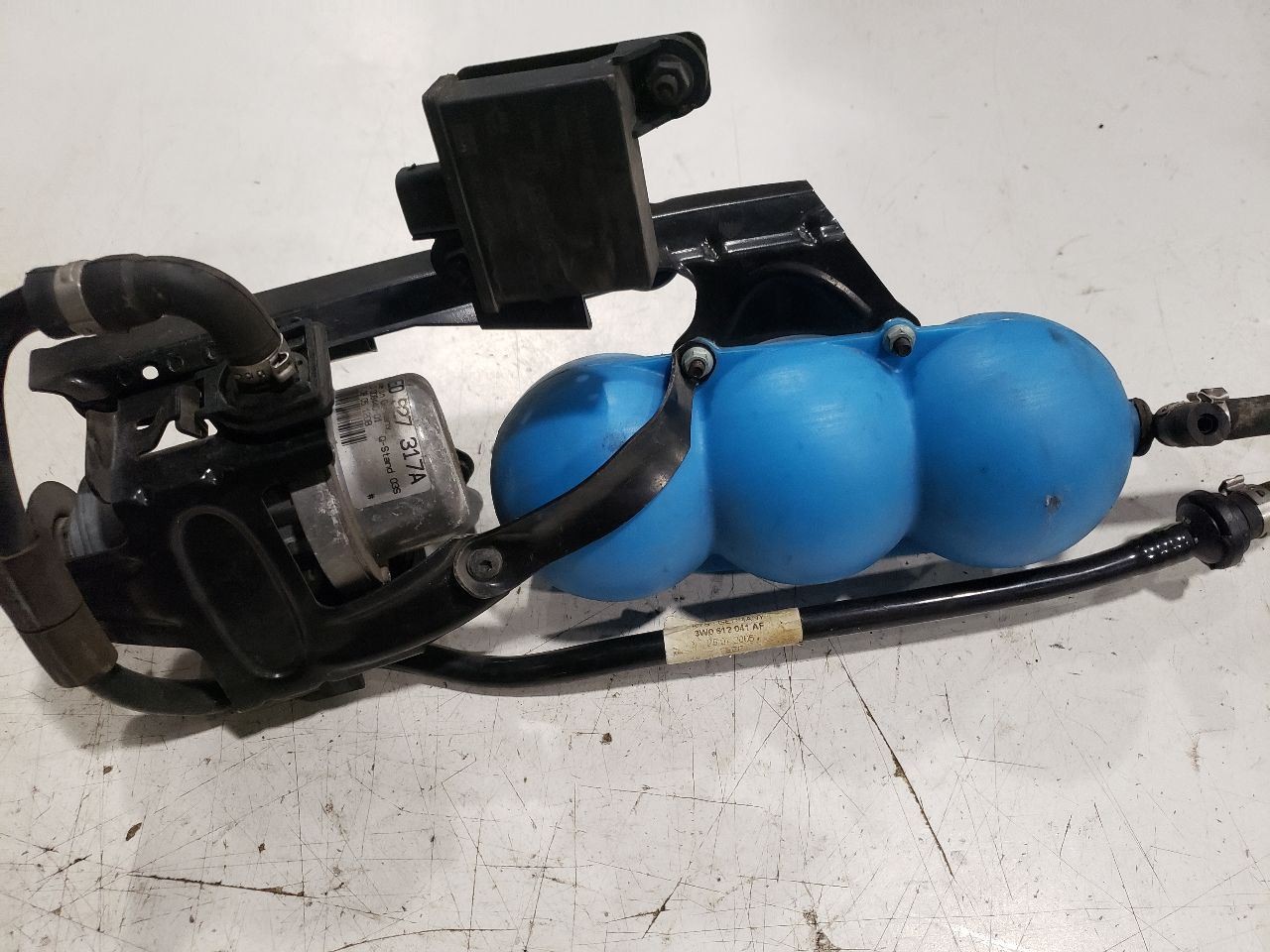 Bentley Flying Spur 2006 Brake booster P/N 8E0927317A