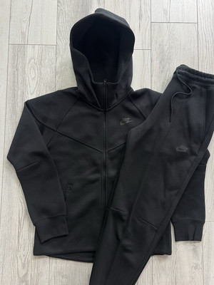 Nike Tech Fleece Black Tracksuit Full Set Womens Size: S RRP