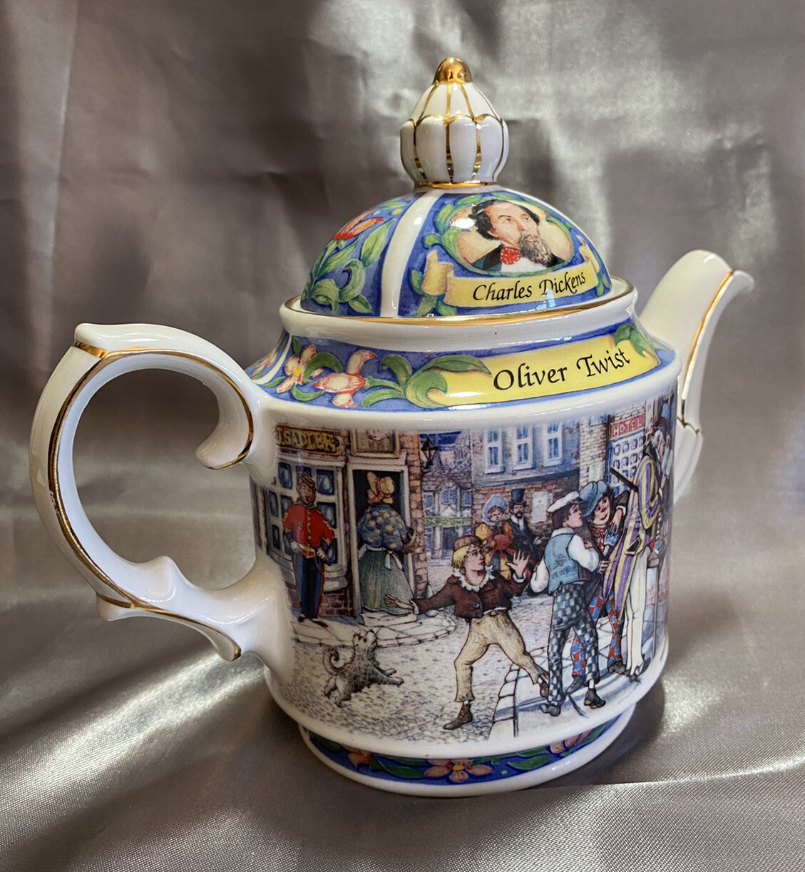 Vintage James Sadler Tea Pot CHARLES DICKENS OLIVER TWIST Made in