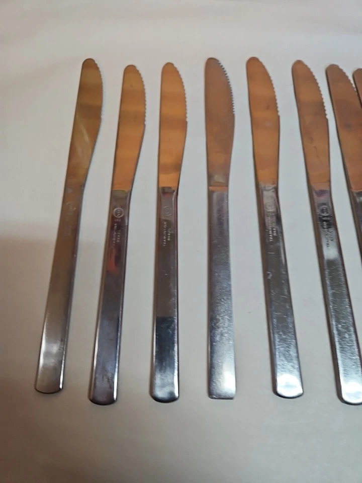 Lote de (11) cuchillos de mesa dentados de acero inoxidable Tramontina 731; Brasil Foto 2 de 4