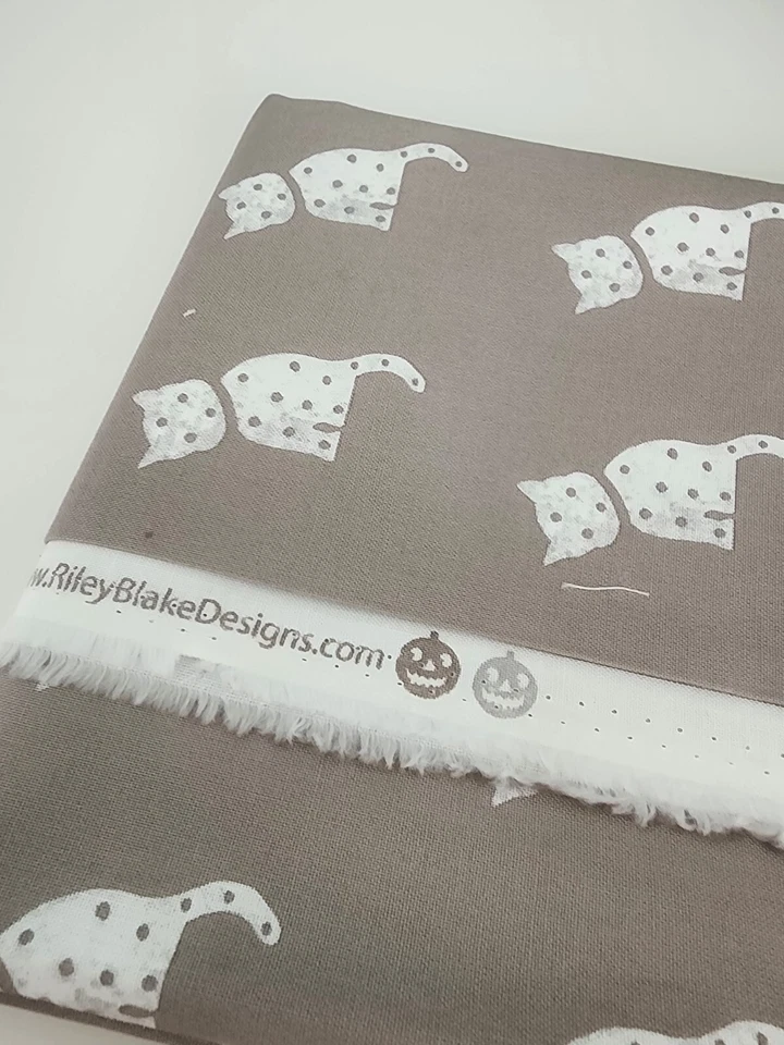 Fabric, Quilting, 100% Cotton, Cats, Old Made by J. Wecker Frisch - Image 2 of 4