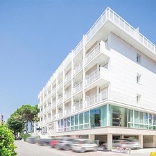 5 Tage Adria Strandurlaub Hotel Danieli 3* Bibione Italien Erholung Reise