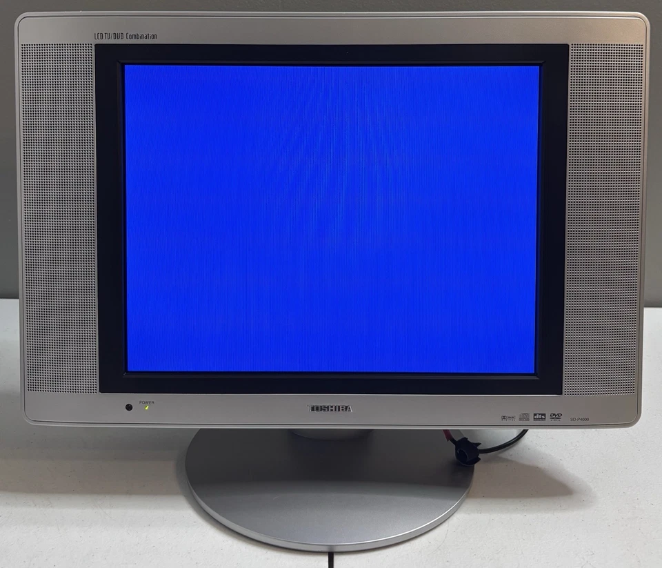 Toshiba Model SD-P4000 LCD 14" TV/DVD Combo - Vintage Retro Gaming - No Remote - Image 2 of 4