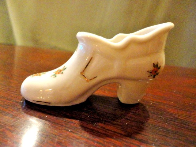 ISCO Japan Shoe Floral Porcelain Heel Ladies Planter Holder Figurine Mini Vintag